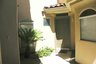 8653 E Royal Palm Rd, Scottsdale, AZ 85258 - Photo 1