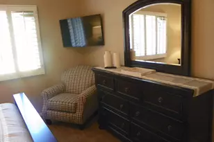 8653 E Royal Palm Rd, Scottsdale, AZ 85258 - Photo 13