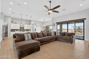 25832 N 151st Ave, Surprise, AZ 85387 - Photo 7