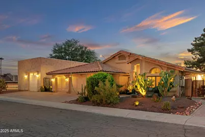 15402 N 45th Place, Phoenix, AZ 85032 - Photo 1