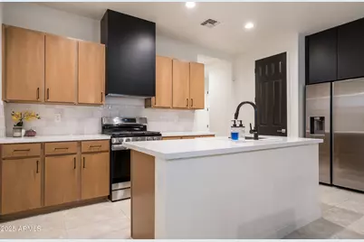 18365 W Ewers Drive, Surprise, AZ 85374 - Photo 7