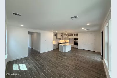 2410 W Los Arboles Place, Chandler, AZ 85224 - Photo 3