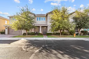 4322 S Gardenia Dr, Chandler, AZ 85248 - Photo 1