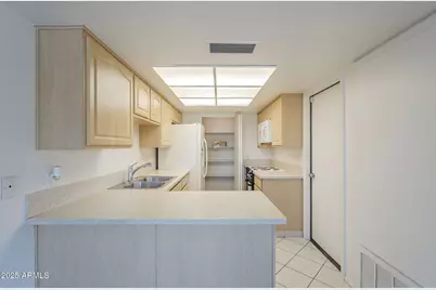 174 Leisure World --, Mesa, AZ 85206 - Photo 5