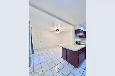 5010 N 60th Drive, Glendale, AZ 85301 - Photo 9