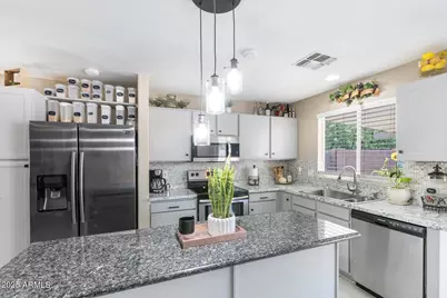 11239 W Devonshire Avenue, Phoenix, AZ 85037 - Photo 3