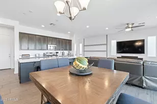 7236 W Phelps Rd, Peoria, AZ 85382 - Photo 17