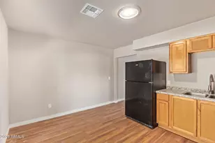 3527 W Almeria Rd, Phoenix, AZ 85009 - Photo 15