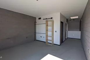 525 E Willetta St, Phoenix, AZ 85004 - Photo 21