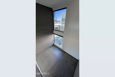 525 E Willetta Street #Apt 8, Phoenix, AZ 85004 - Photo 11