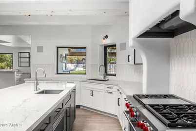 5838 E Berneil Lane, Paradise Valley, AZ 85253 - Photo 9