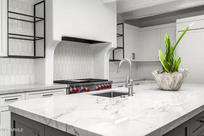 5838 E Berneil Lane, Paradise Valley, AZ 85253 - Photo 7