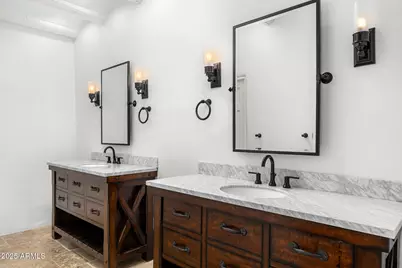 5838 E Berneil Lane, Paradise Valley, AZ 85253 - Photo 21