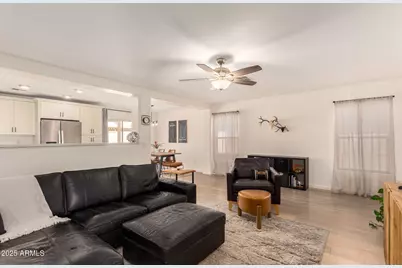 11590 W Mountain View Road, Youngtown, AZ 85363 - Photo 9