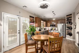 16039 W Acapulco Ln, Surprise, AZ 85379 - Photo 11