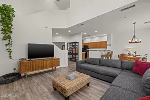 7445 E Eagle Crest Dr, Mesa, AZ 85207 - Photo 9