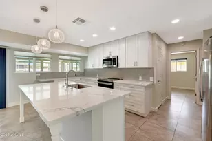 13250 W Bellwood Dr, Sun City West, AZ 85375 - Photo 11