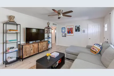 913 W Missouri Avenue, Phoenix, AZ 85013 - Photo 9