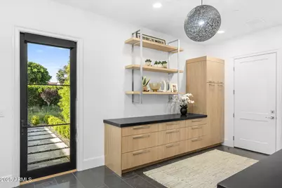 6235 E Montecito Avenue, Scottsdale, AZ 85251 - Photo 37