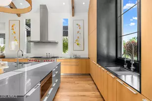 6235 E Montecito Ave, Scottsdale, AZ 85251 - Photo 11