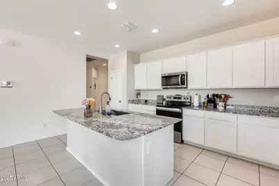 10333 W Sonrisas Street, Tolleson, AZ 85353 - Photo 11