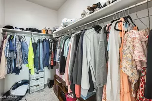 10333 W Sonrisas St, Tolleson, AZ 85353 - Photo 25