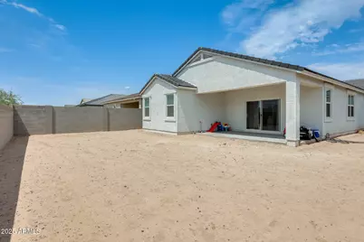 10333 W Sonrisas Street, Tolleson, AZ 85353 - Photo 5