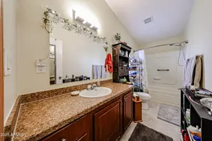 7810 W Peoria Ave, Peoria, AZ 85345 - Photo 19