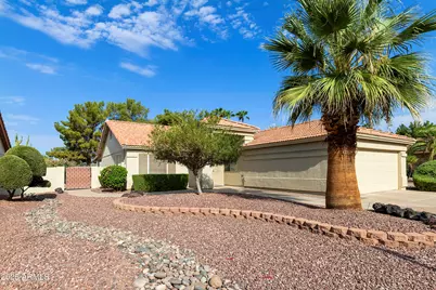 24420 S Boxwood Drive, Sun Lakes, AZ 85248 - Photo 1