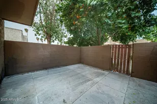 4233 N 68th Ave, Phoenix, AZ 85033 - Photo 9