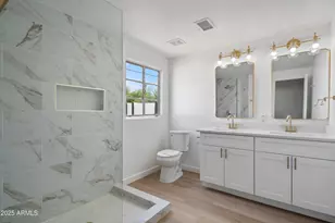 1702 W Indian School Rd, Phoenix, AZ 85015 - Photo 25