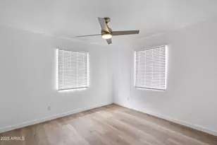 1702 W Indian School Rd, Phoenix, AZ 85015 - Photo 33