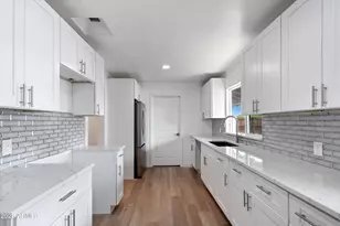 1702 W Indian School Rd, Phoenix, AZ 85015 - Photo 11