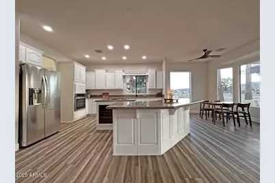 9755 S Dike Road, Mohave Valley, AZ 86440 - Photo 11