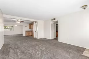 9732 W Newport Dr, Sun City, AZ 85351 - Photo 11