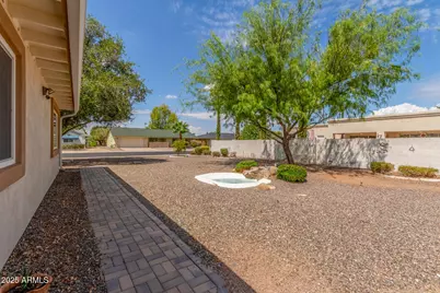 9732 W Newport Drive, Sun City, AZ 85351 - Photo 27