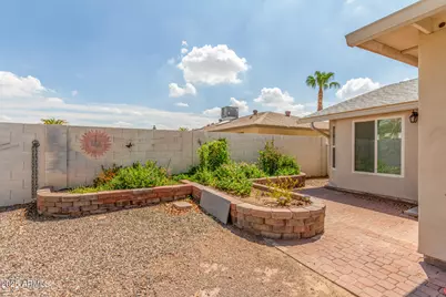 9732 W Newport Drive, Sun City, AZ 85351 - Photo 31
