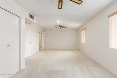 9732 W Newport Drive, Sun City, AZ 85351 - Photo 17
