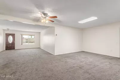 9732 W Newport Drive, Sun City, AZ 85351 - Photo 11