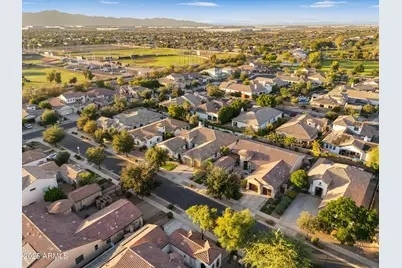 934 W Elm Street, Litchfield Park, AZ 85340 - Photo 35
