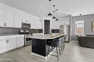 9833 E Red Giant Dr, Mesa, AZ 85212 - Photo 5