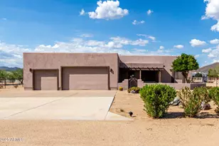 934 E Carlise, Phoenix, AZ 85086 - Photo 1