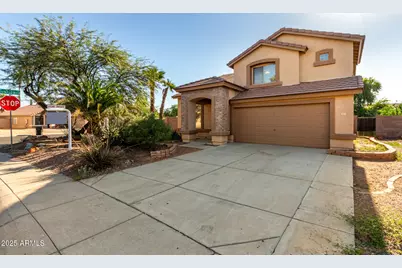 10479 W Emerald Lane, Avondale, AZ 85323 - Photo 1