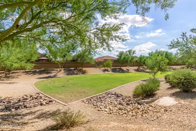 13530 W Briles Road, Peoria, AZ 85383 - Photo 41