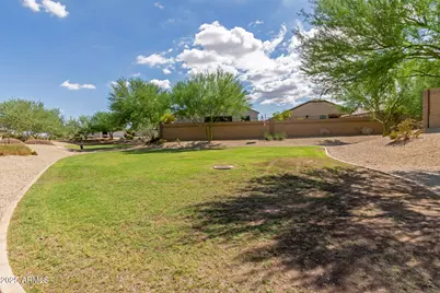13530 W Briles Road, Peoria, AZ 85383 - Photo 37