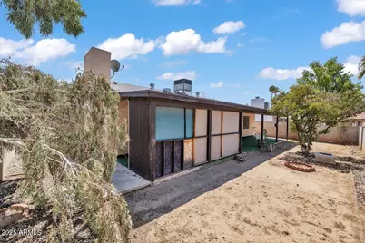 9626 N 35th Lane, Phoenix, AZ 85051 - Photo 33