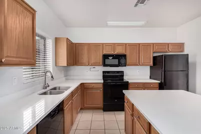 17232 W Maui Lane, Surprise, AZ 85388 - Photo 15