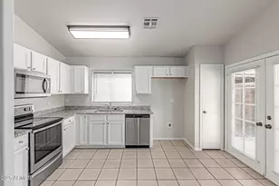 3526 W Sands Dr, Glendale, AZ 85310 - Photo 3