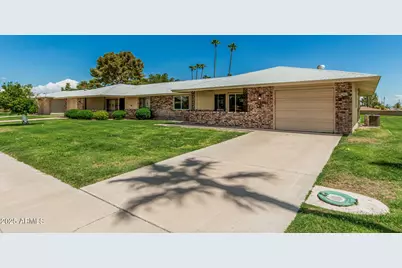 15401 N Cameo Drive, Sun City, AZ 85351 - Photo 9