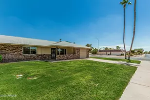 15401 N Cameo Dr, Sun City, AZ 85351 - Photo 7